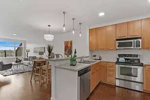 655 W Crockett St, Seattle, WA 98109 - Photo 12