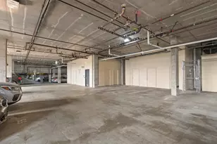 655 W Crockett St, Seattle, WA 98109 - Photo 32
