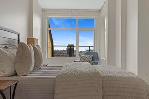 655 W Crockett St, Seattle, WA 98109 - Photo 18