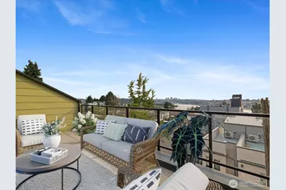 655 W Crockett Street #A202, Seattle, WA 98109 - Photo 26