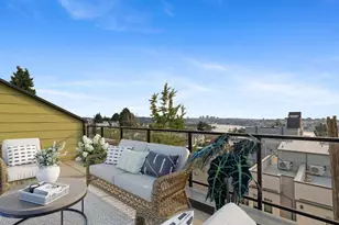 655 W Crockett St, Seattle, WA 98109 - Photo 26