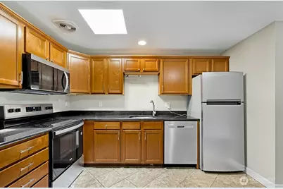 4308 NE Sunset Boulevard #U-4, Renton, WA 98059 - Photo 10