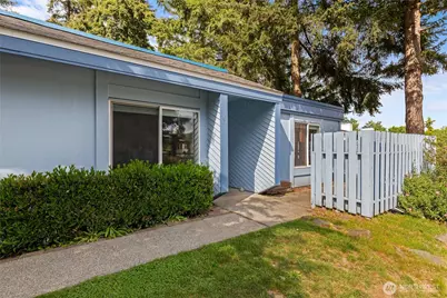 4308 NE Sunset Boulevard #U-4, Renton, WA 98059 - Photo 2