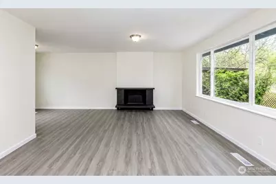 9439 11th Avenue SW, Seattle, WA 98106 - Photo 4