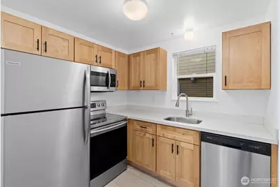 3217 Norton Avenue, Everett, WA 98201 - Photo 8