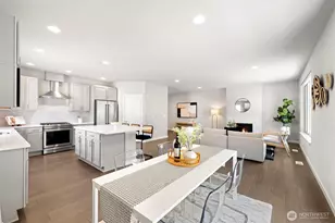 19105 123rd Ave SE, Renton, WA 98058 - Photo 8