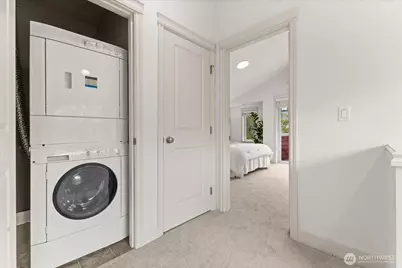 2024 W Bertona Street, Seattle, WA 98199 - Photo 20
