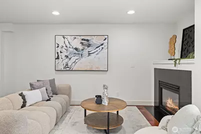 2024 W Bertona Street, Seattle, WA 98199 - Photo 8