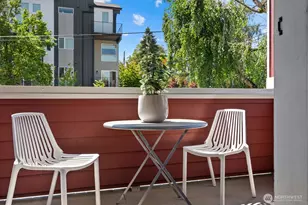 2024 W Bertona St, Seattle, WA 98199 - Photo 10