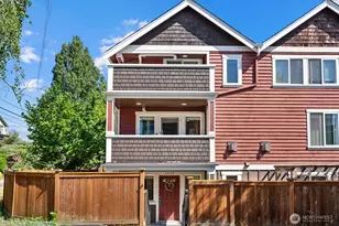 2024 W Bertona St, Seattle, WA 98199 - Photo 2