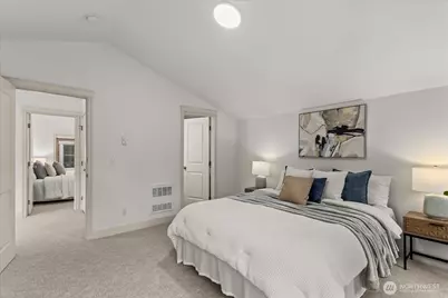 2024 W Bertona Street, Seattle, WA 98199 - Photo 16