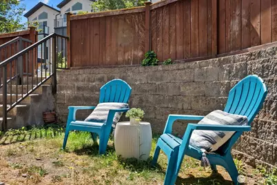 2024 W Bertona Street, Seattle, WA 98199 - Photo 28