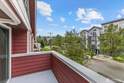 2024 W Bertona Street, Seattle, WA 98199 - Photo 18