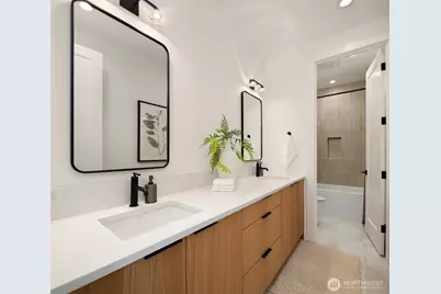 15640 NE 1st Place, Bellevue, WA 98008 - Photo 20