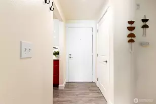 300 N 130th St, Seattle, WA 98133 - Photo 16