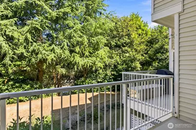 5400 Harbour Pointe Boulevard #E202, Mukilteo, WA 98275 - Photo 10
