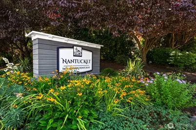 5400 Harbour Pointe Boulevard #E202, Mukilteo, WA 98275 - Photo 2