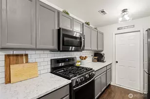 11524 6th Ave E, Tacoma, WA 98445 - Photo 8