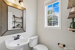 11524 6th Ave E, Tacoma, WA 98445 - Photo 22