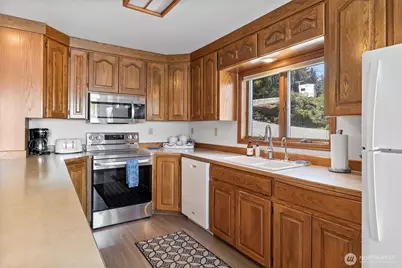 1442 Seacrest Drive, Lummi Island, WA 98262 - Photo 34