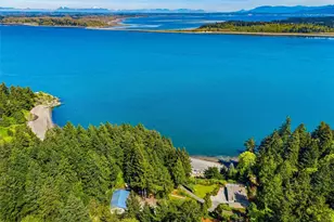 1442 Seacrest Dr, Lummi Island, WA 98262 - Photo 2