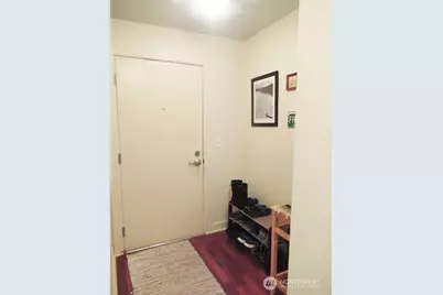 700 E Denny Way #202, Seattle, WA 98122 - Photo 2