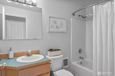 2711 Day Island Boulevard W, University Place, WA 98466 - Photo 24