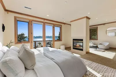 12510 Holmes Point Drive NE, Kirkland, WA 98034 - Photo 22