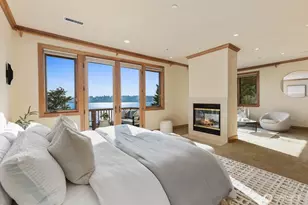 12510 Holmes Point Dr NE, Kirkland, WA 98034 - Photo 22