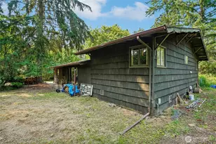 7203 128th St E, Puyallup, WA 98373 - Photo 2
