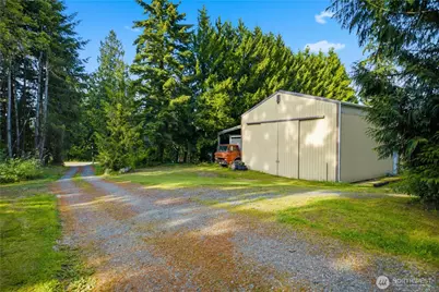 415 118th Ave E, Edgewood, WA 98372 - Photo 2