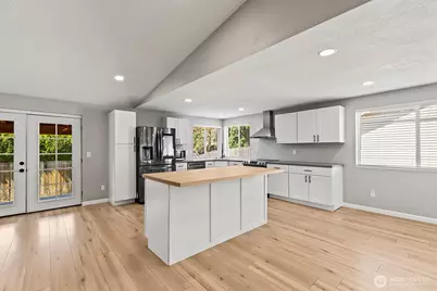 10220 NW 24th Avenue, Vancouver, WA 98685 - Photo 10