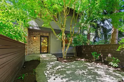 6522 108th Avenue NE, Kirkland, WA 98033 - Photo 1
