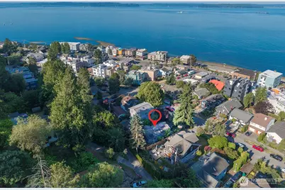 4018 59th Avenue SW, Seattle, WA 98116 - Photo 4