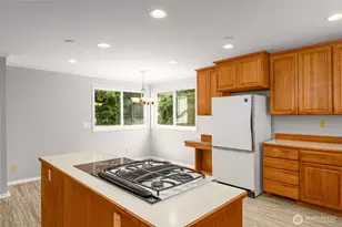 2501 SW 112th St, Seattle, WA 98146 - Photo 10