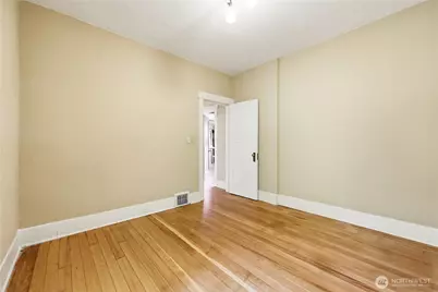 4747 4th Avenue NE, Seattle, WA 98105 - Photo 16