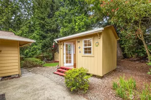 13730 SE 20th St, Bellevue, WA 98005 - Photo 16
