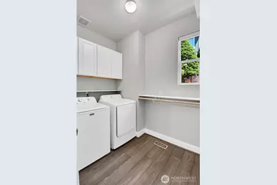 6750 163rd Place SE #B, Bellevue, WA 98006 - Photo 14