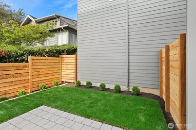 4045 44th Avenue SW, Seattle, WA 98116 - Photo 16