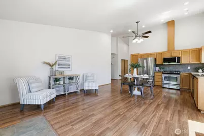 21030 25th Drive SE, Bothell, WA 98021 - Photo 10