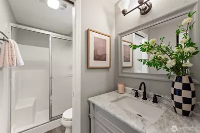 1228 NE Brockman Place, Seattle, WA 98125 - Photo 16