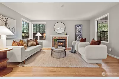1228 NE Brockman Place, Seattle, WA 98125 - Photo 2