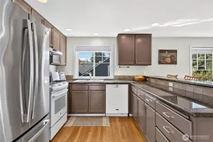 2651 NW 57th St, Seattle, WA 98107 - Photo 6