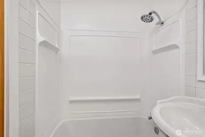 5017 SW Grayson Street, Seattle, WA 98116 - Photo 20