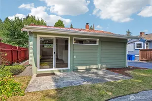5017 SW Grayson St, Seattle, WA 98116 - Photo 26