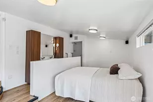 5017 SW Grayson St, Seattle, WA 98116 - Photo 14