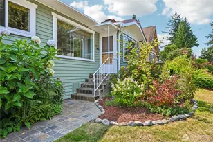 5017 SW Grayson St, Seattle, WA 98116 - Photo 4