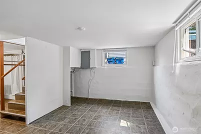 5017 SW Grayson Street, Seattle, WA 98116 - Photo 24