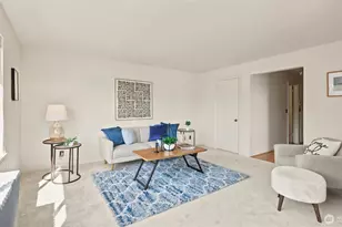 2450 Dexter Ave N, Seattle, WA 98109 - Photo 10