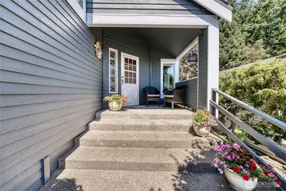 6870 Starboard Lane, Gig Harbor, WA 98335 - Photo 2